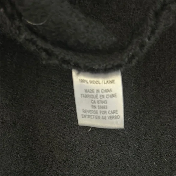 Stylish Black Wool Wrap Coat - Picture 7 of 8